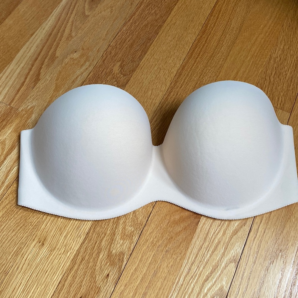 Nude strapless bra